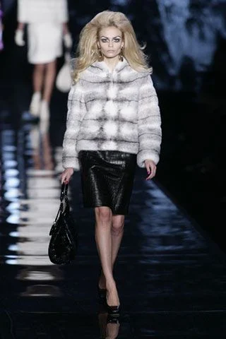 Look 11